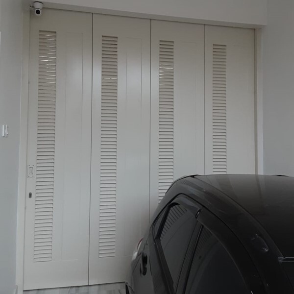 Pintu Garasi Minimalis
Warna : 091 (pure white)